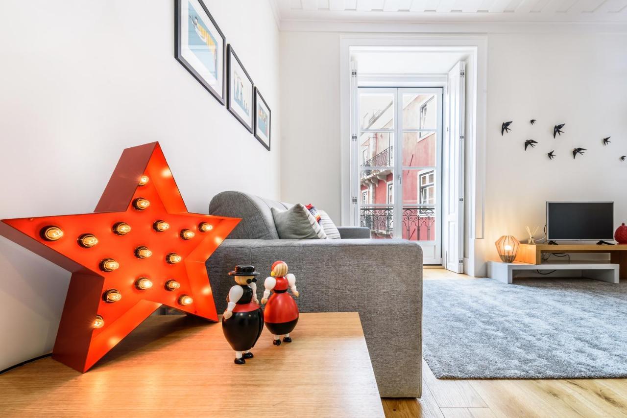 Modern Flat In Downtown Lisbon By Lovelystay Exterior foto